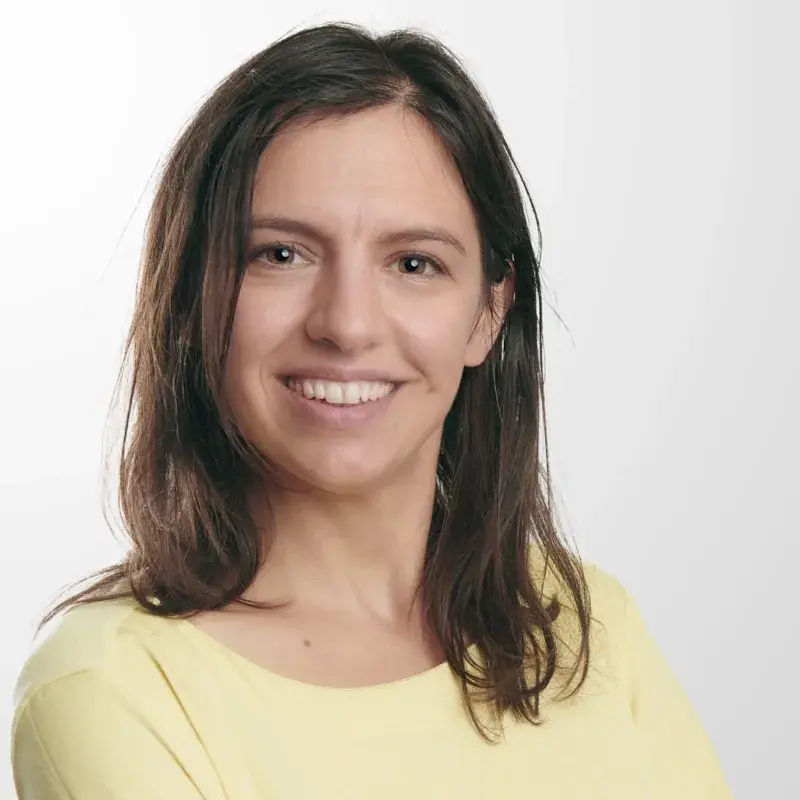 Dr. Isabelle Debergh